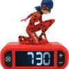 LEXIBOOK Miraculous Wecker Mit 3D Nachtlicht-Figur Und Besonderen Klingeltönen -Lexibook 30957592 01