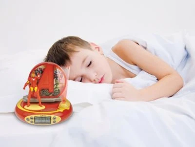 LEXIBOOK The Avengers Iron Man Radiowecker Mit Projektion 4 LEXIBOOK The Avengers Iron Man Radiowecker Mit Projektion – Bild 2