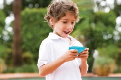 LEXIBOOK Disney Die Eiskönigin Tragbare Compact Cyber Arcade Konsole - 2.5'' 150... -Lexibook lexibook disney die eiskonigin tragbare compact cyber arcade konsole 2 5 150 2